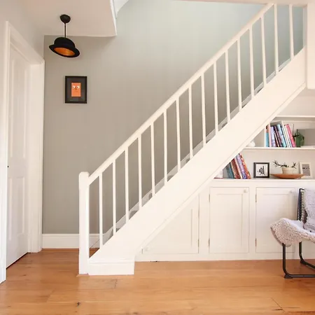 Tranquil 2 Bedroom In Totterdown * بريستول