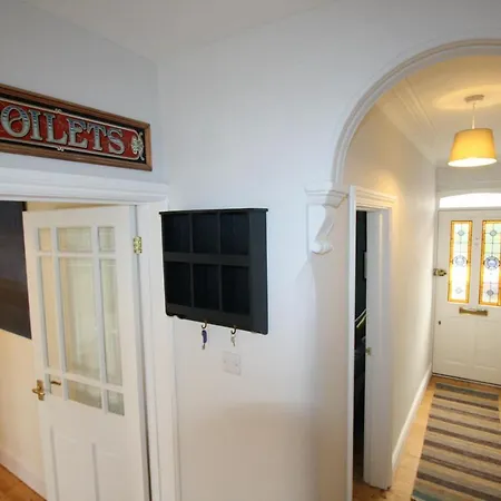 Tranquil 2 Bedroom In Totterdown بيت للعطل *